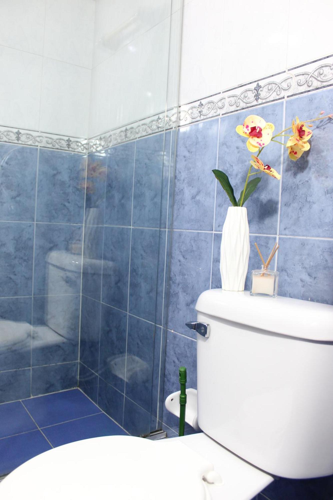 Hotel Windsor Castle Bogotá Extérieur photo